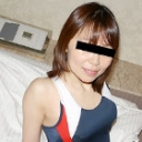 お椀型のおっぱい熟女の競泳水着