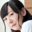 制服とブルマが似合う潮吹きむすめ！