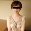 素人AV面接 〜普段は販売員をやっている美白のムッチリ美尻娘〜