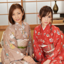 最高すぎる艶美女二人と和室でヤル！
