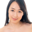 まんチラの誘惑 ~近所の艶めかしい訳アリ奥さん~