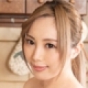 裸で客人を迎え入れる無防備すぎる美人妻