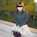 神待ちしている女の子を部屋に連れ込みました