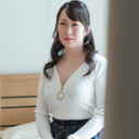 まんチラの誘惑 〜色白美白のドエロい友達のママ〜