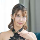卑猥なサークルに連れてこられた美人妻 - 真田春香