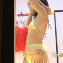 割れ目バッチリ！ランジェリーモデルの生放尿　第3弾　5