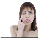 無表情で淡々と指示に応えるオンナ
