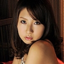 美しい脚ほど汚したくなる