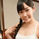 ワレメくっきりパイパン女子校生_Two