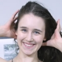 アジア人に妊娠した18歳のアメリカ人の女の子！