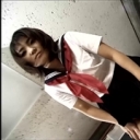 チンポの大きな彼氏募集中!？エロエロな制服娘