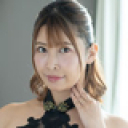 卑猥なサークルに連れてこられた美人妻