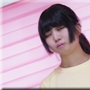 無表情で振動おもちゃでオナニーするオンナ