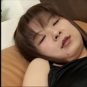 夢か現か･･･男の股間を見て妄想を膨らませる巨乳娘