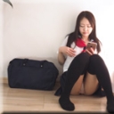 スマホ見ながらピストンオナニー