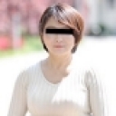 おばさんぽ 〜五十路熟女の豊満な肉体〜