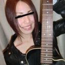 某女性ボーカリストが枕営業でギターをチンコに持ち替えて本番ありのオンステージ