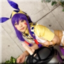 ロデオに跨がるオンナ