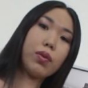 無修正・細身・微乳・パイパンのアジア人ドールがバックで二穴同時挿入される