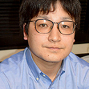 中須 哲也