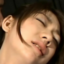 【超解像4K画質】「マン汁がすごいよ」制服娘のカラダと匂いに大興奮の中年男に羞恥プレイ！ビチョビチョにされた制服娘のオマンコ！