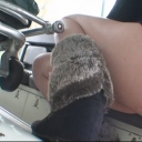 救急車に付き添いできたかわいい女の子パンチラ盗み撮り