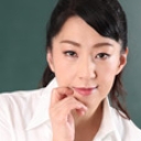 巨乳熟女教師のひわいな腋毛！体育倉庫で密室プレイ