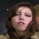 日本のセクシー女優、玲奈はオモチャと指とチンコを穴に入れるのが大好きだ。