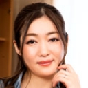 まんチラの誘惑 〜パパ友を誘惑する欲求不満MAXの人妻〜